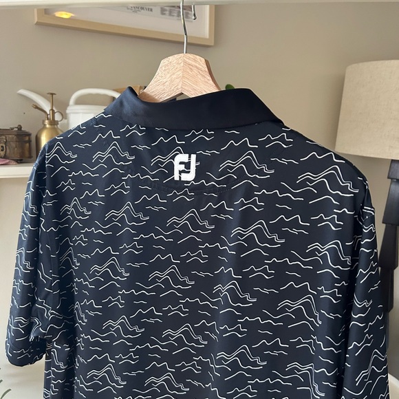 FootJoy Black and White Wave Golf Polo Shirt - Picture 3 of 5